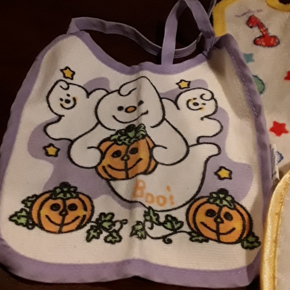 3-- BABY BIBS AND  1 BABY BOTTLE  COVER HOLDER. - Picture 2 of 6